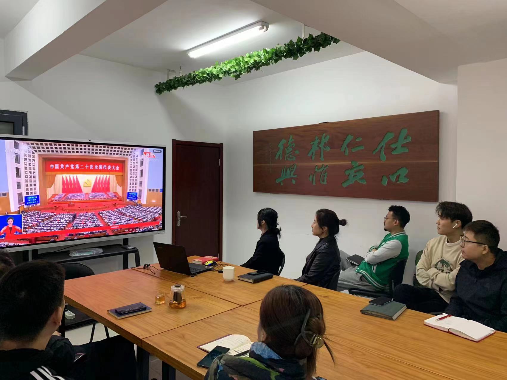 6350fdfcc76f0.jpg 6350fdfcc76f0.jpg